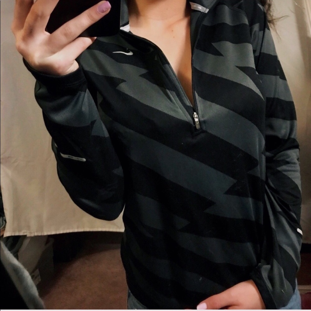 Nike Dri-Fit Zig-Zag Pattern